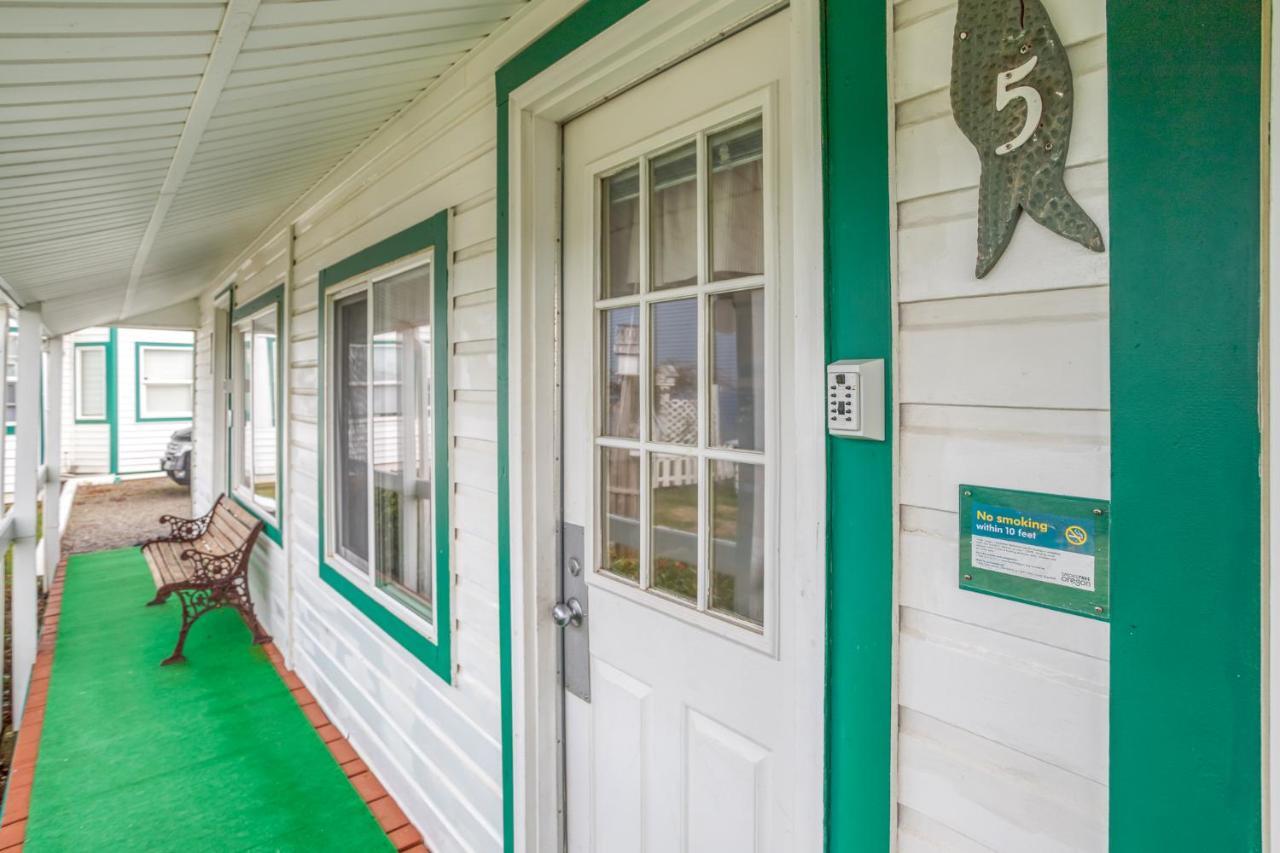 Troller'S Lodge ดีโพเบย์ ภายนอก รูปภาพ